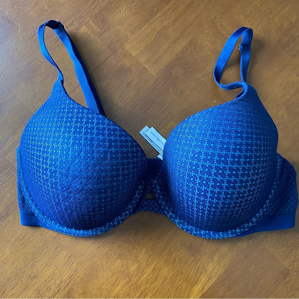 VS Victoria’s Secret Perfect Shape Underwire Bra 34D